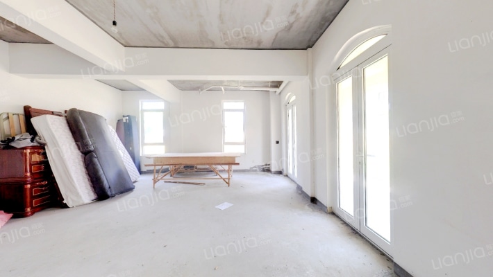 森林湖山庄南区二手房实景图