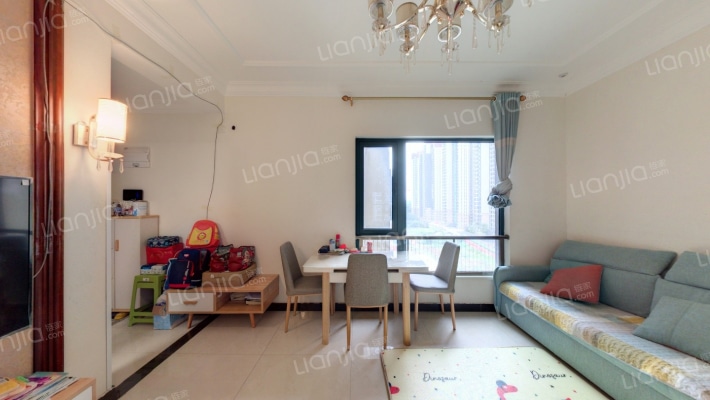 恒大金碧天下二期二手房实景图