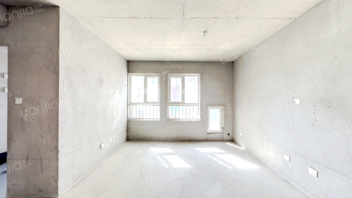 集贤花园二手房实景图