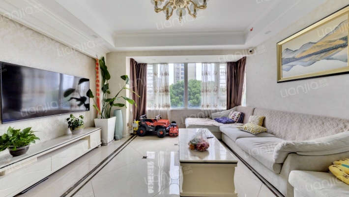 通和十二橡树二手房实景图