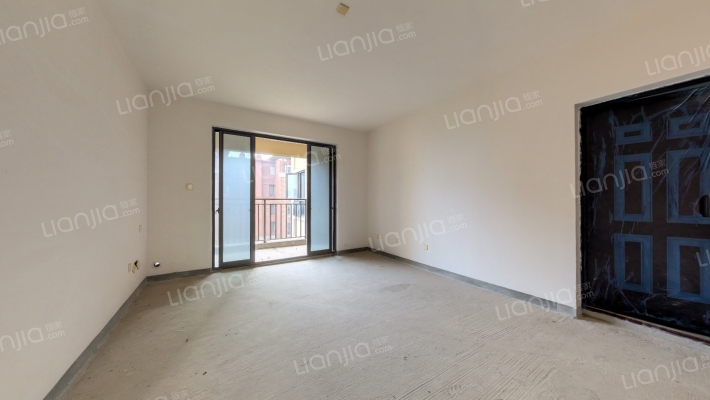 绿地国际博览城一期藏珑二手房实景图