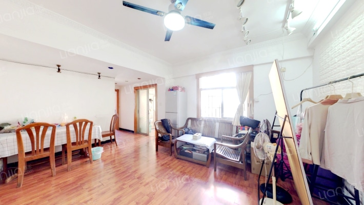 海洋雅苑二手房实景图