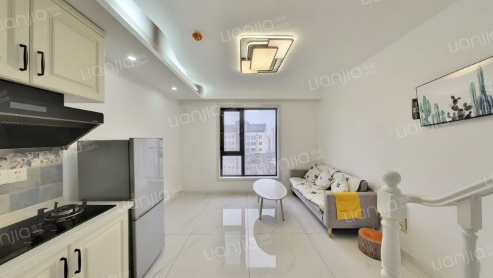 筑石红三期二手房实景图