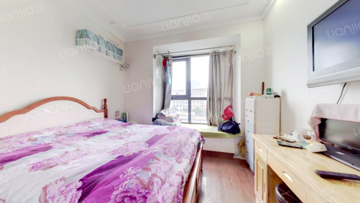 四维金座二手房实景图