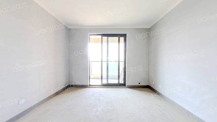 蓝诚信诚苑二手房实景图