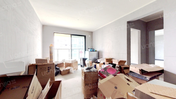 美的云来二手房实景图