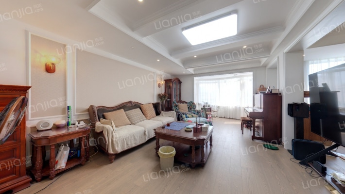 嘉多利花园二手房实景图