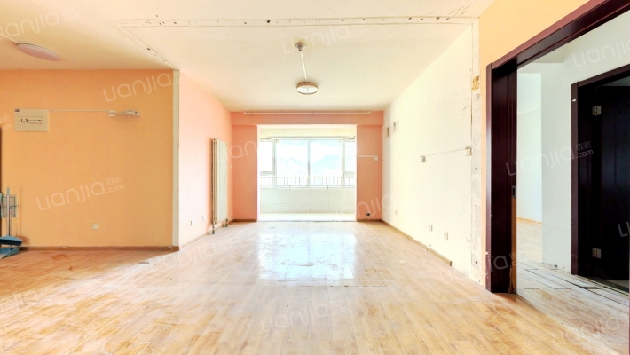 高速花园小区二手房实景图