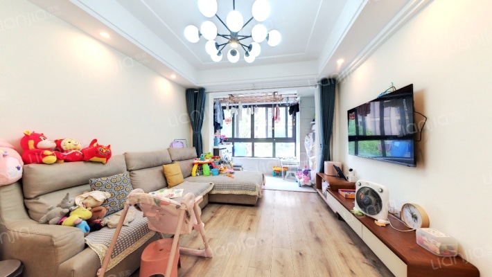 绿地悦峰公馆二手房实景图