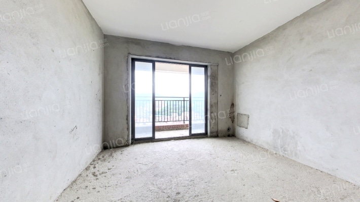 德森广场二期二手房实景图