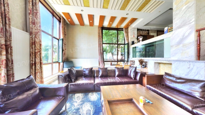 润峰苑(别墅)二手房实景图