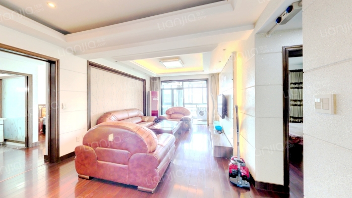 百合蓝鸟苑二手房实景图