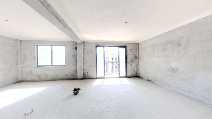 藏山丽景二手房实景图