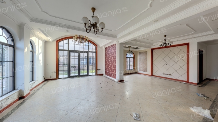 绿地香颂(奉贤)(别墅)二手房实景图