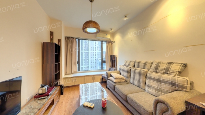 绿地之窗二手房实景图