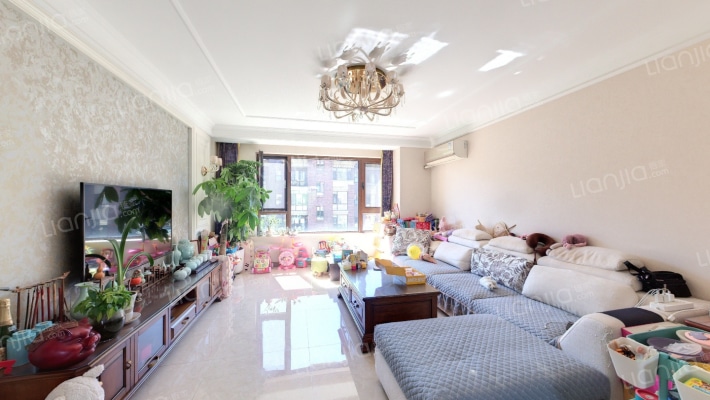 金地檀府二手房实景图