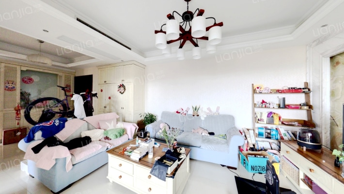 绿城皇冠花园二期二手房实景图