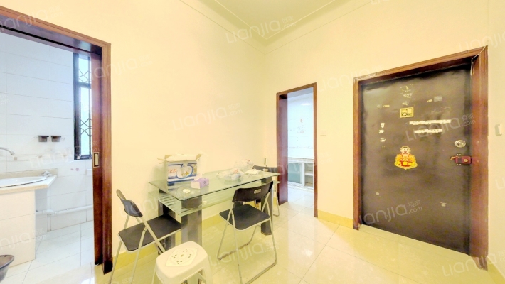 商业街50号二手房实景图