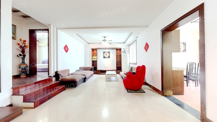 镇兴路89号院二手房实景图