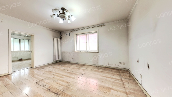 月华小区二手房实景图