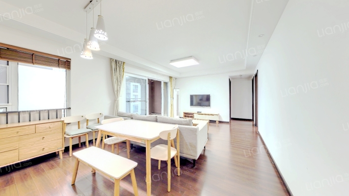 万科理想城二期·树院二手房实景图