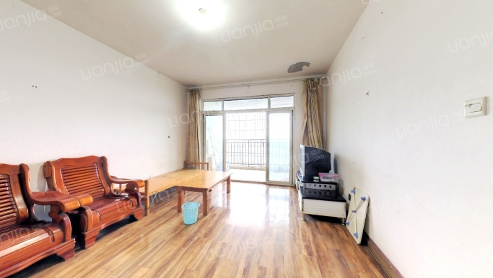 黎明新村三期二手房实景图