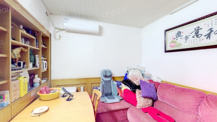 梅陇二村二手房实景图