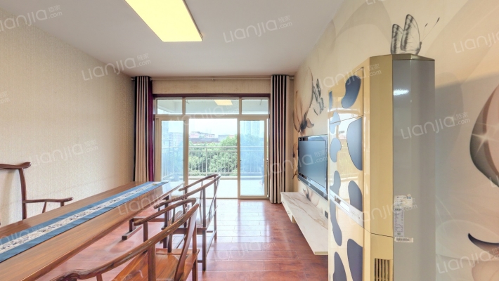 泊景湾二手房实景图