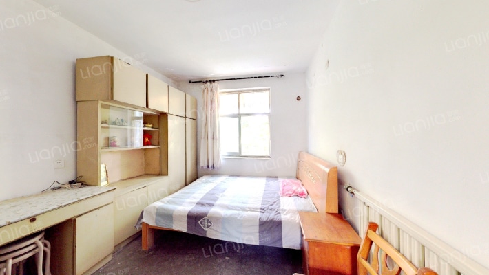 堤口路136号二手房实景图