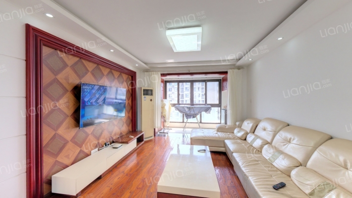 馨雅名筑二手房实景图