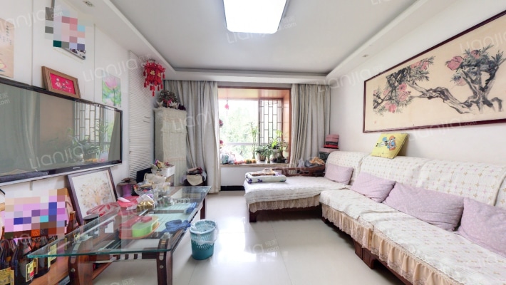 四月天小区二手房实景图