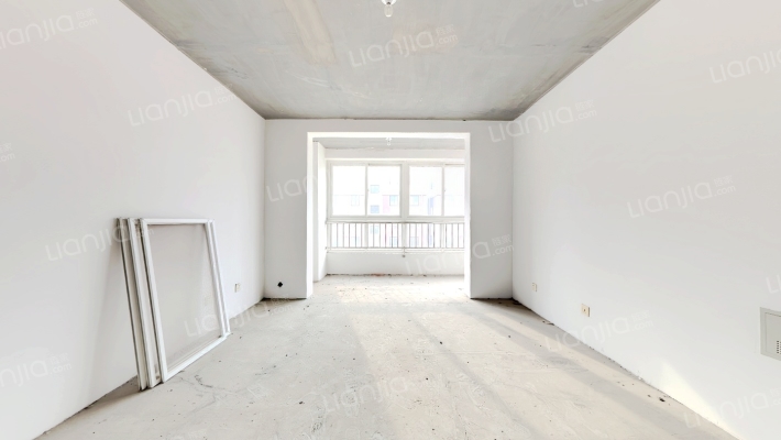 高山华府二手房实景图