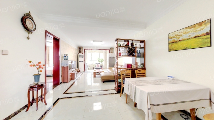 万达华府二手房实景图