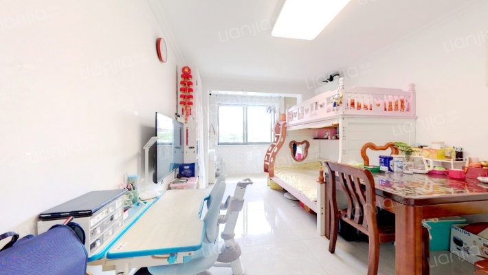 霍兰公寓二手房实景图