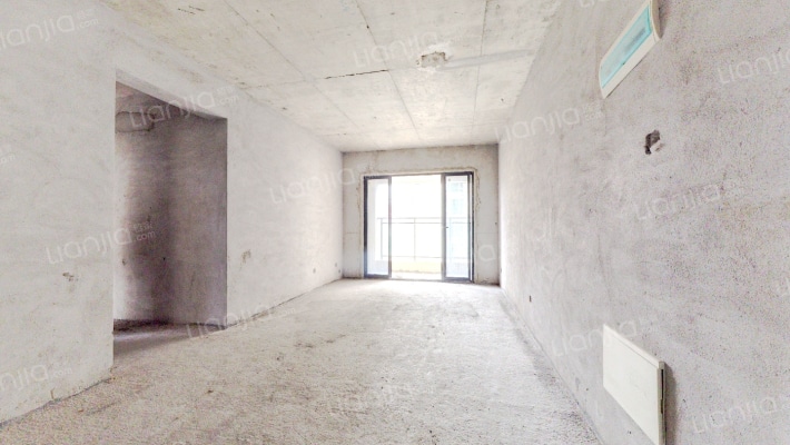 响水河畔二手房实景图