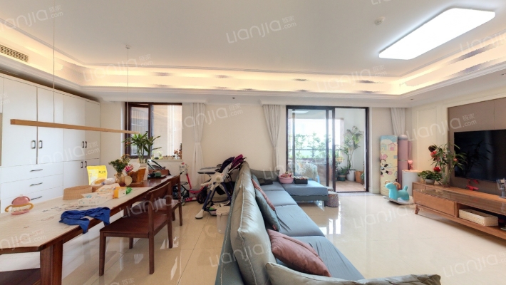 汇景新城二手房实景图