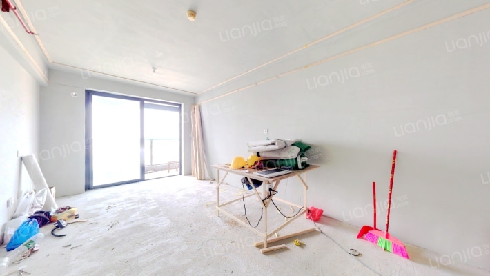 观山盛苑二手房实景图