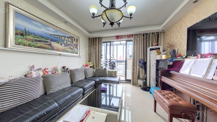 美兰湖中华园二手房实景图