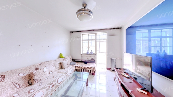 三五零二生活区二手房实景图