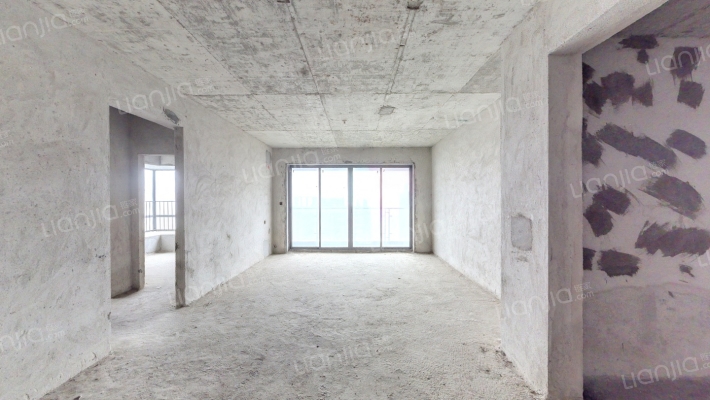 松湖春天二手房实景图