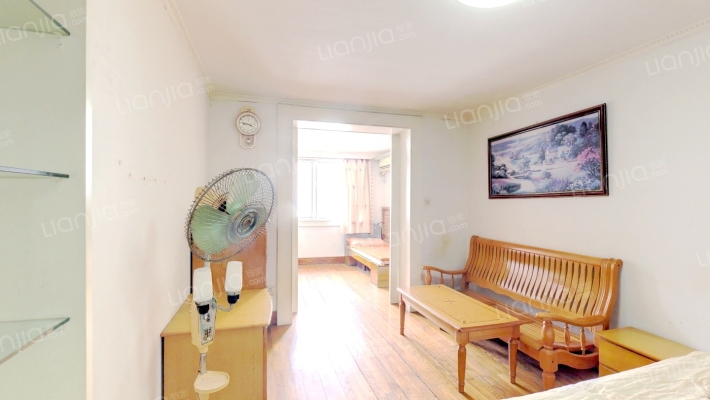 光华东街16号小区二手房实景图