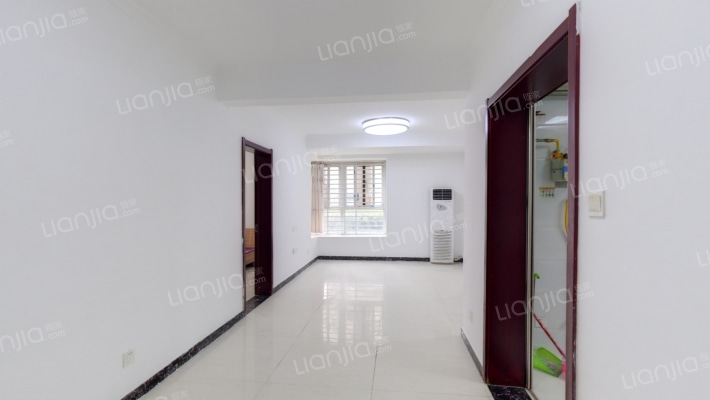 栖湖怡家二手房实景图