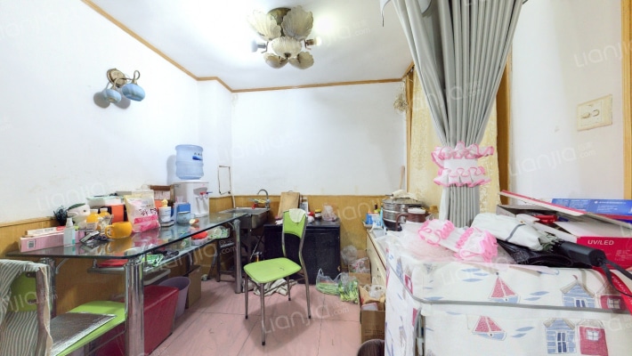 索罗巷95号院二手房实景图