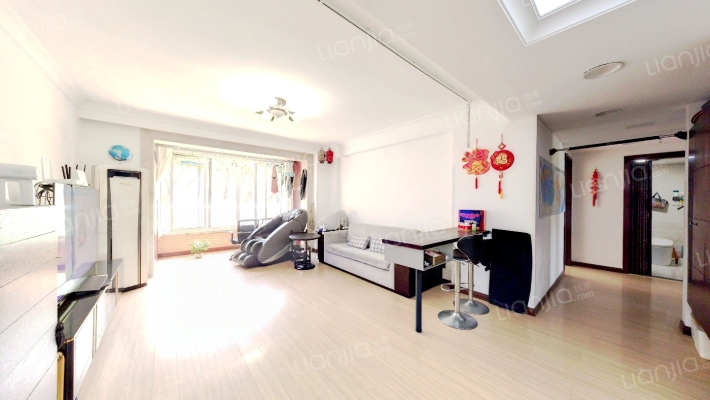 汤臣高尔夫(公寓)二手房实景图