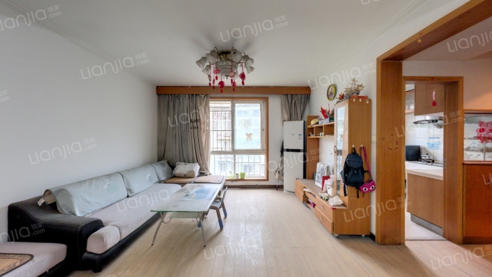 浪琴翠园二手房实景图