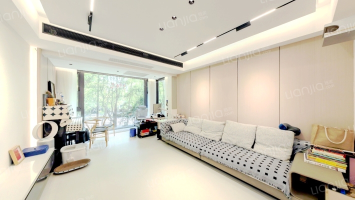 陆家嘴中央公寓二手房实景图