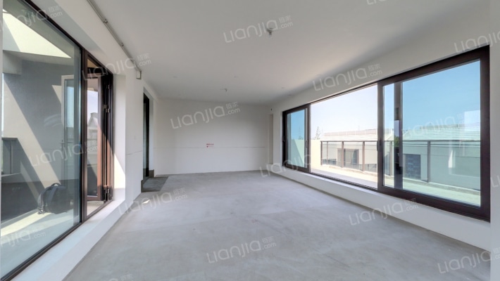 万科掌心湖原舍二手房实景图