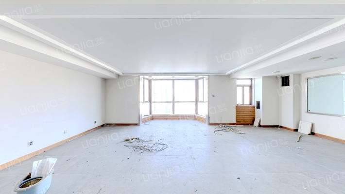 美东国际二手房实景图