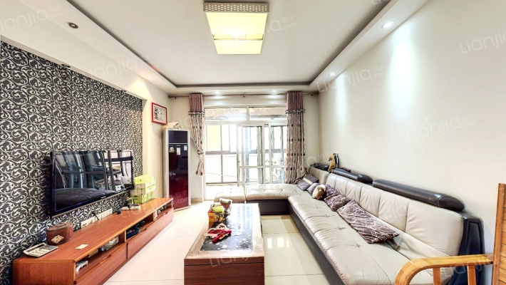 海兰云天畔山林语二手房实景图