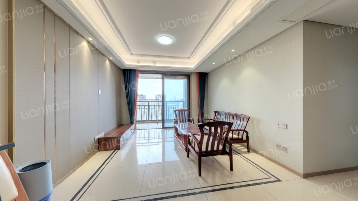 海宸花园臻园二手房实景图